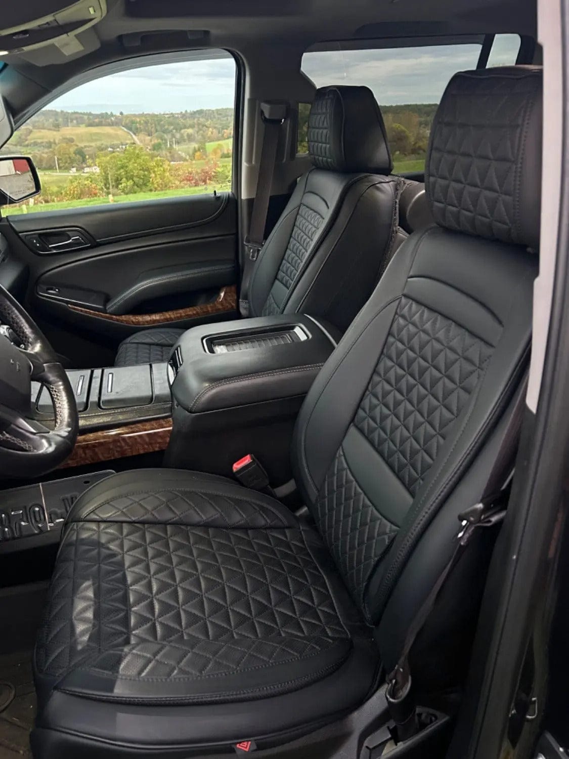 Black & Grey Breathable Waterproof Diamond Pattern Leather Seat Cover for Cars photo review